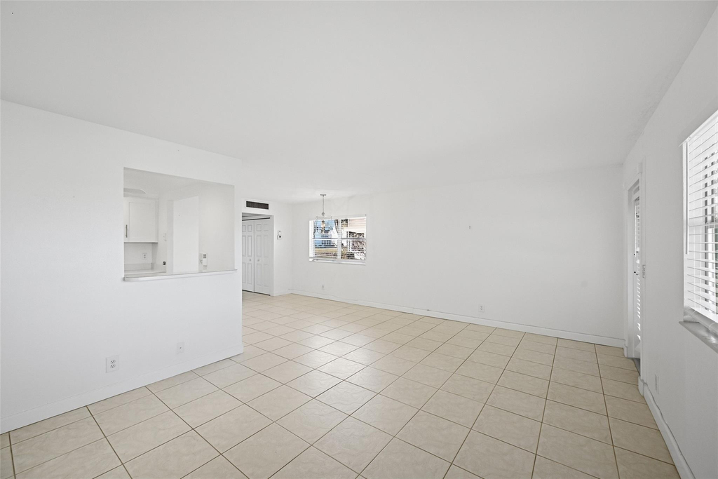 451 Monaco J - Photo 5