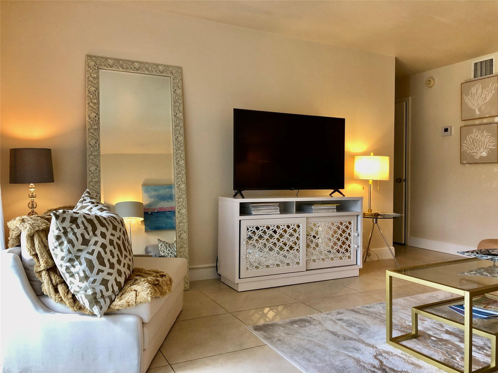 6407 Bay Club Drive - Photo 18