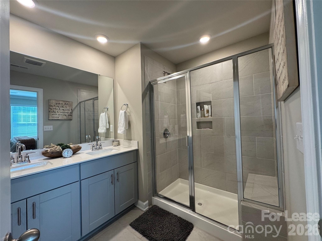 3738 Memorial Parkway - Photo 14