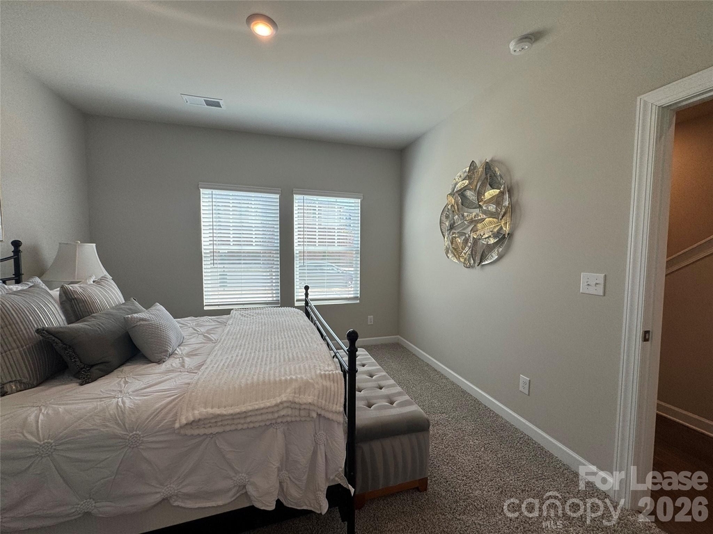 3738 Memorial Parkway - Photo 4