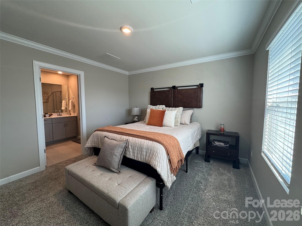 3738 Memorial Parkway - Photo 12
