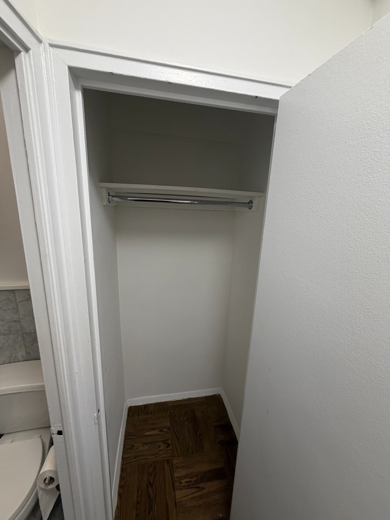 20 Beekman Place - Photo 9