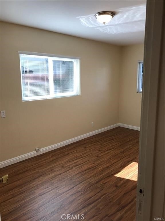 5609 Welland Avenue - Photo 13