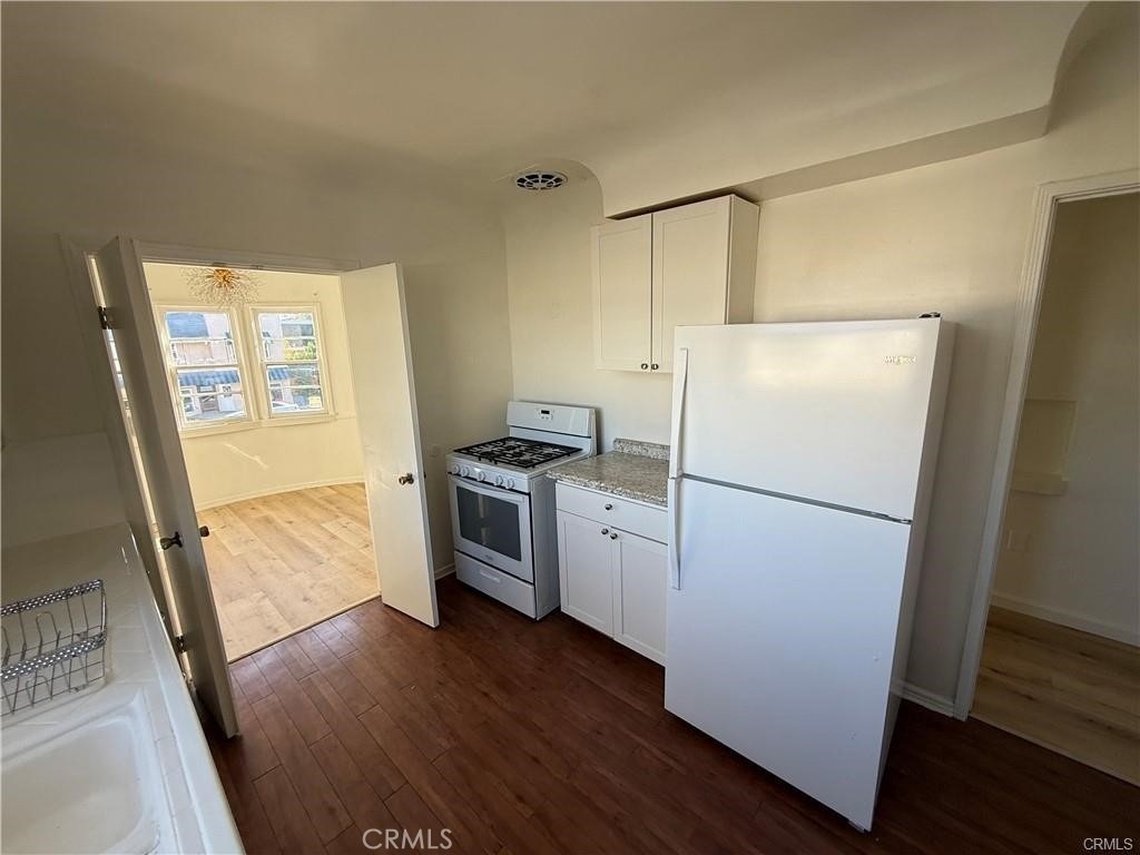 4343 Laurel Canyon Boulevard - Photo 29