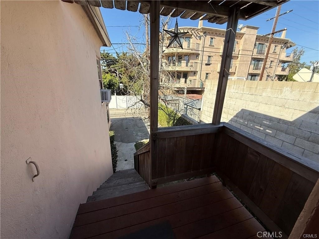 4343 Laurel Canyon Boulevard - Photo 19