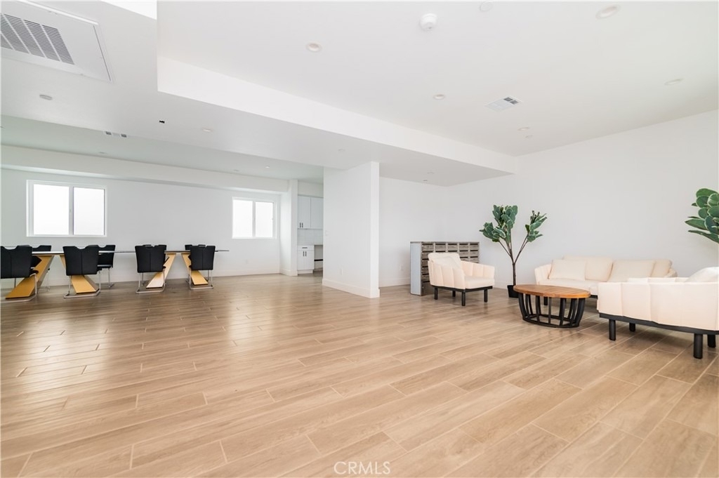 1596 W 36th Street - Photo 6