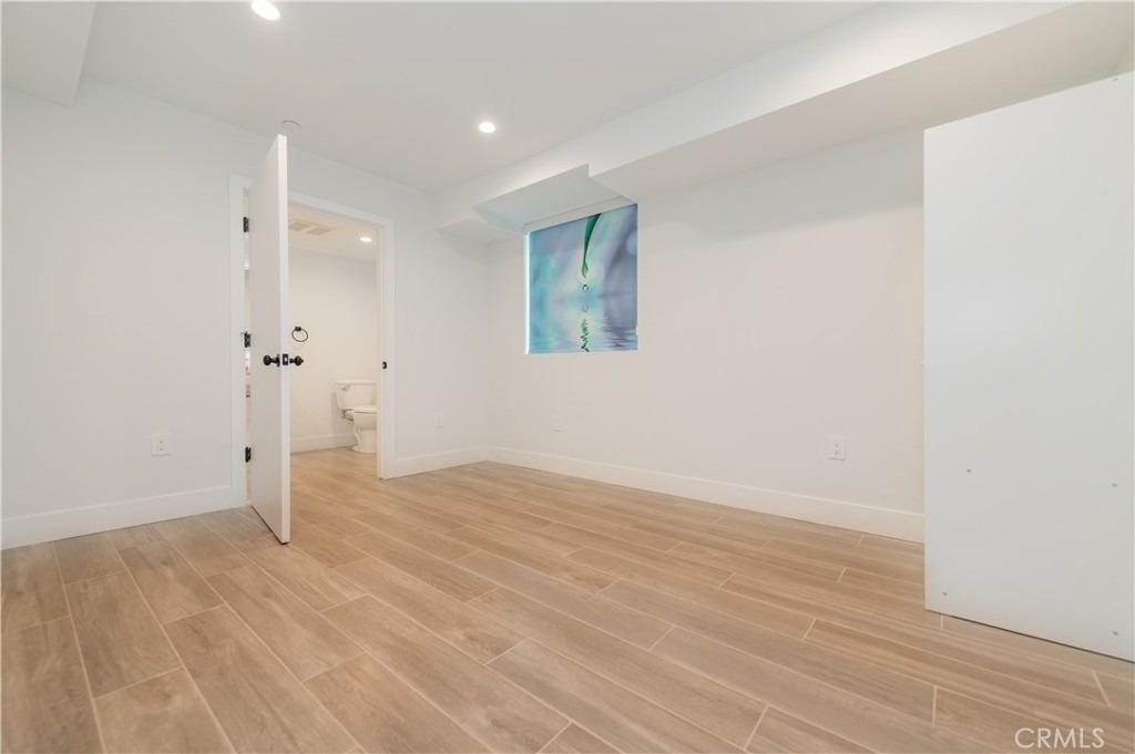 1596 W 36th Street - Photo 3