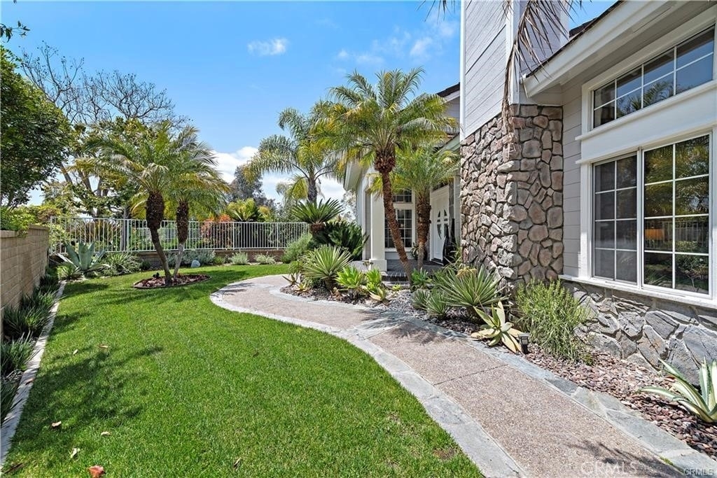 25606 Stratford - Photo 49