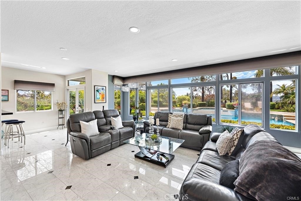 25606 Stratford - Photo 23