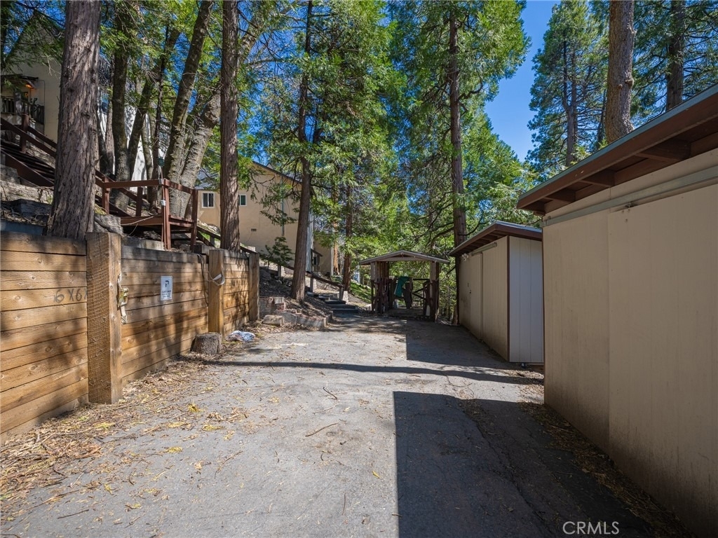 233 Corona - Photo 64