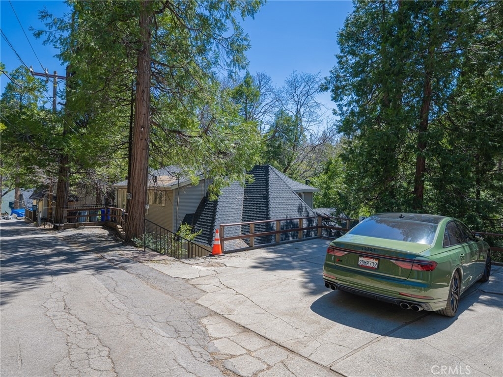 233 Corona - Photo 54