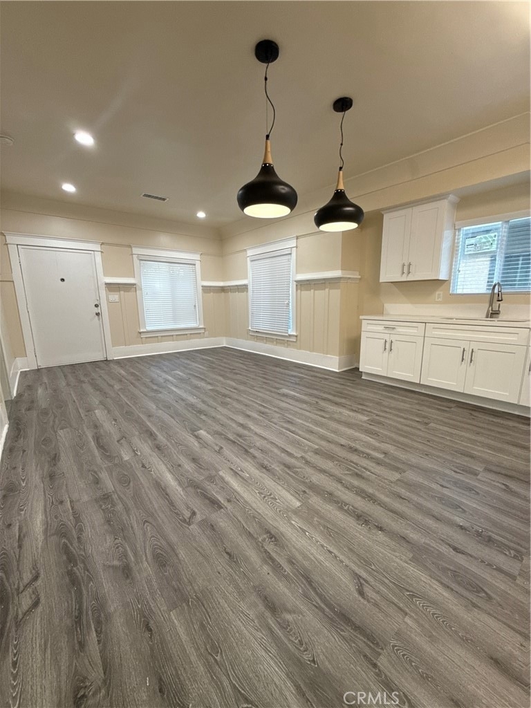 240 W 54th - Photo 2