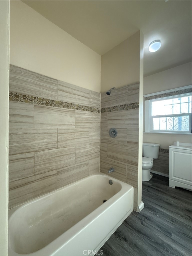 240 W 54th - Photo 4