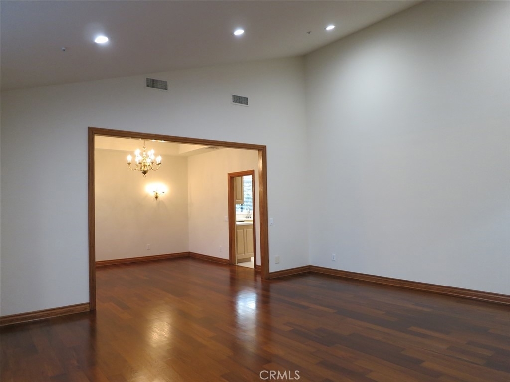 713 Pamela Circle - Photo 7