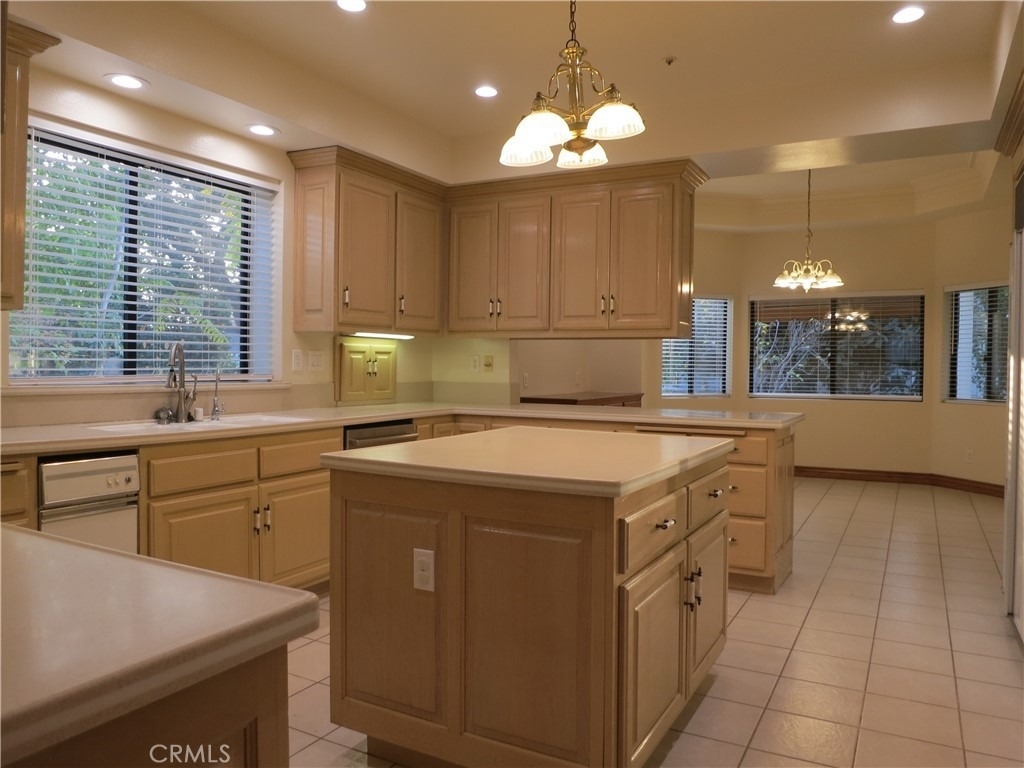 713 Pamela Circle - Photo 13