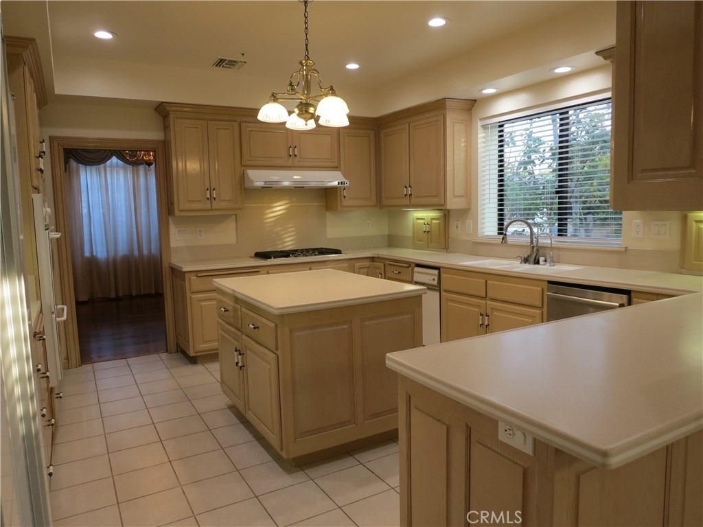 713 Pamela Circle - Photo 14