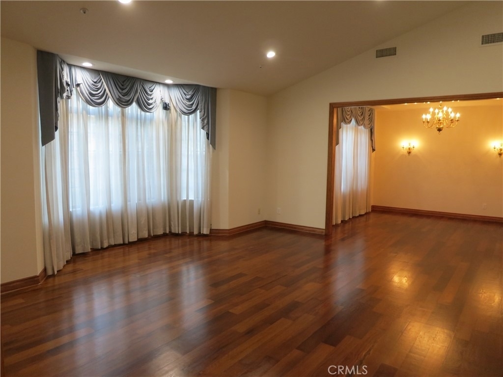 713 Pamela Circle - Photo 6