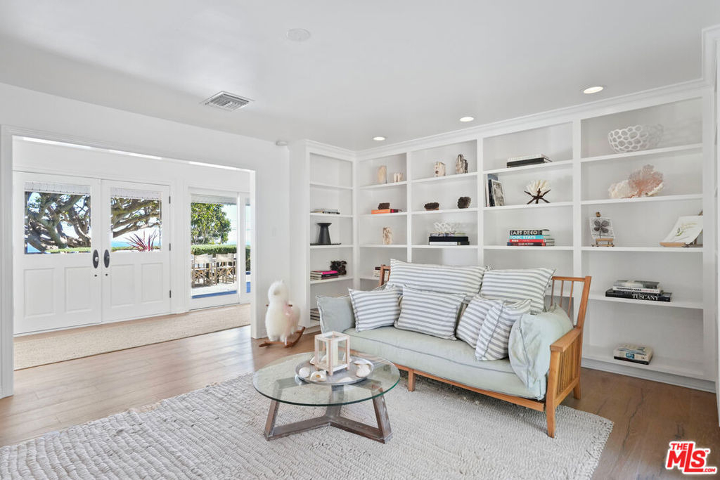 29225 Cliffside Drive - Photo 12