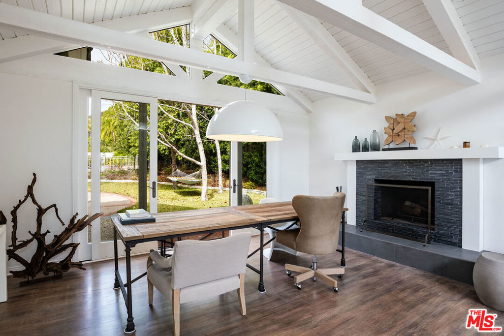 29225 Cliffside Drive - Photo 9
