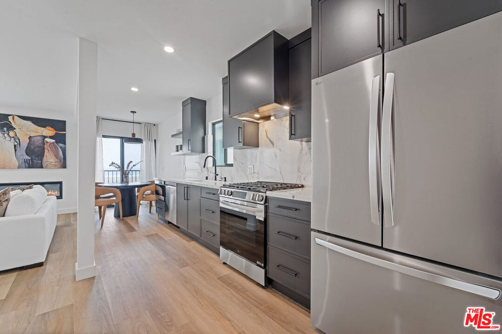 3305 Ocean Front Walk - Photo 6