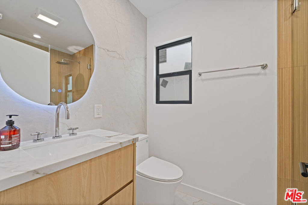 3305 Ocean Front Walk - Photo 18