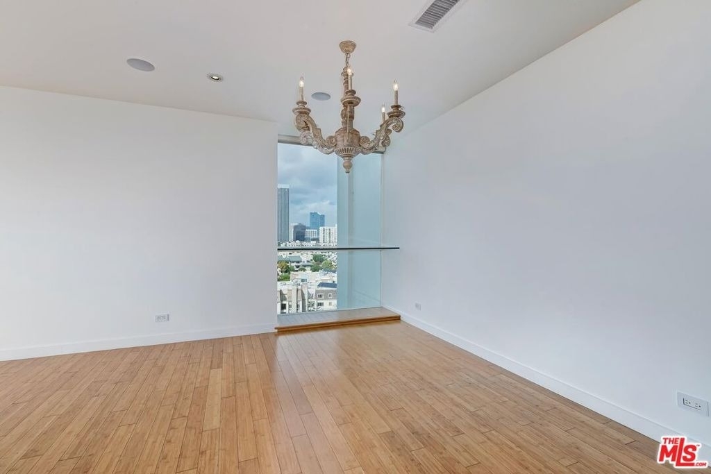 2222 Avenue Of The Stars - Photo 29