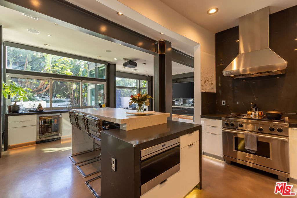 8538 Eastwood Road - Photo 35