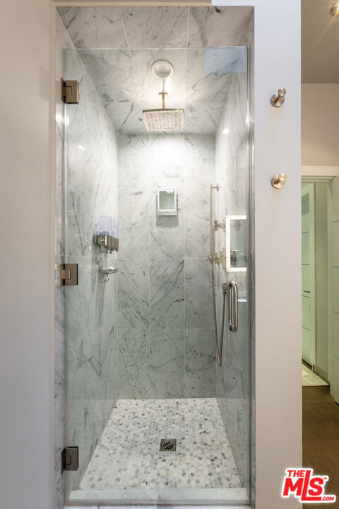 8538 Eastwood Road - Photo 20