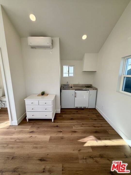 3826 S Harvard Boulevard - Photo 4