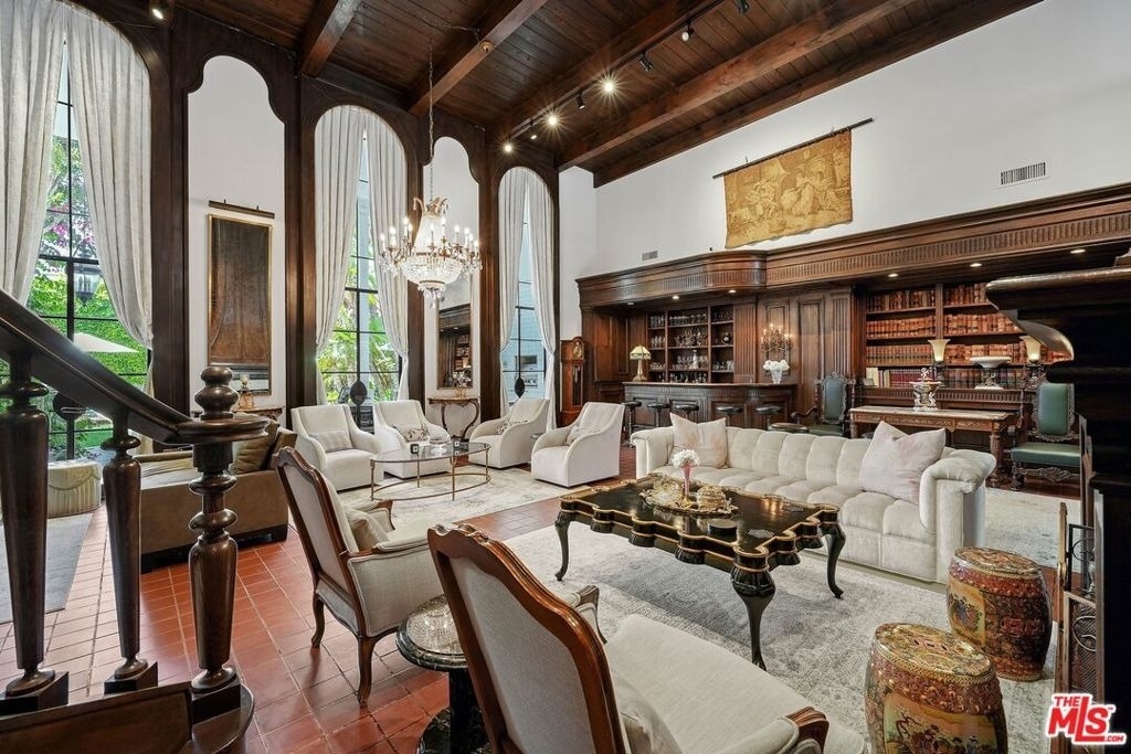 717 N Rodeo Drive - Photo 13