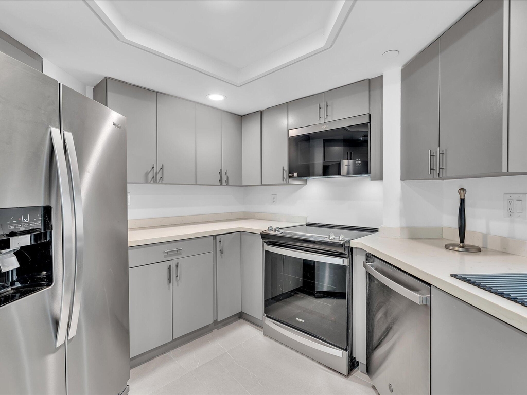 120 Se 5th Avenue - Photo 10