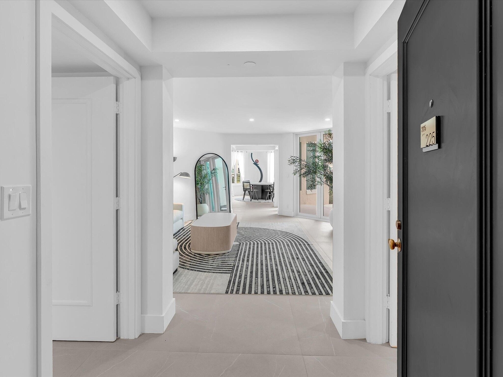120 Se 5th Avenue - Photo 2