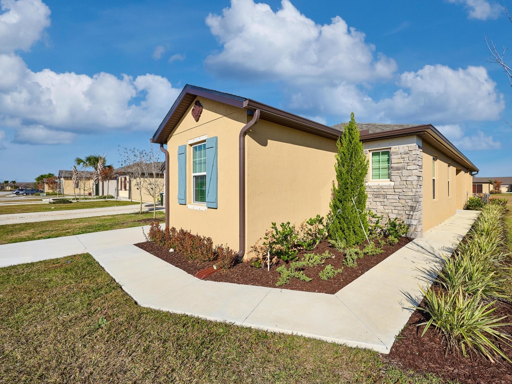 1810 Celebration Drive - Photo 9