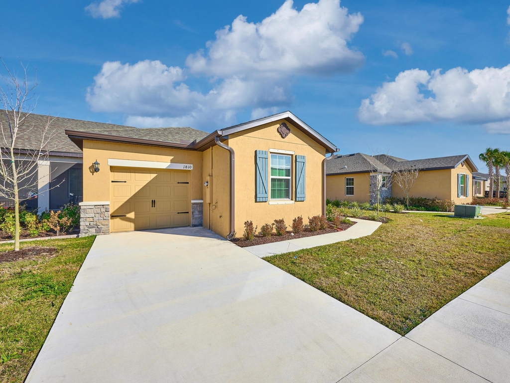 1810 Celebration Drive - Photo 2