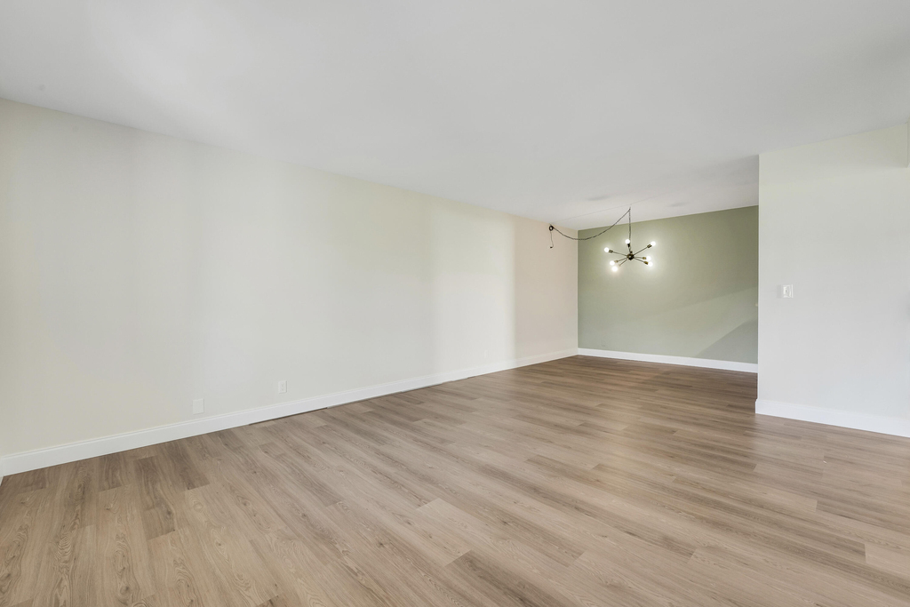 6489 Chasewood Drive - Photo 7