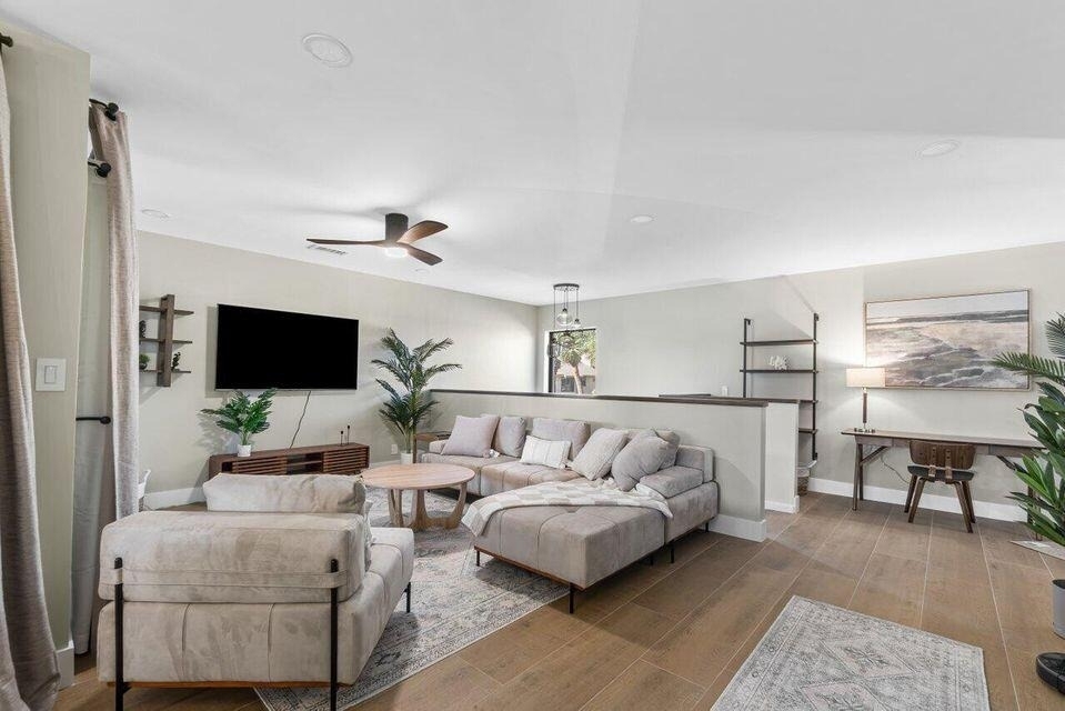 17138 Waterbend Drive - Photo 3