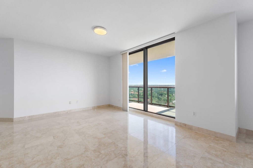 3630 Gardens Parkway - Photo 5