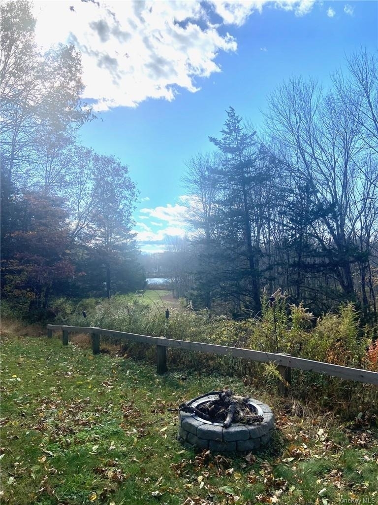 46 Patricia Lane - Photo 5