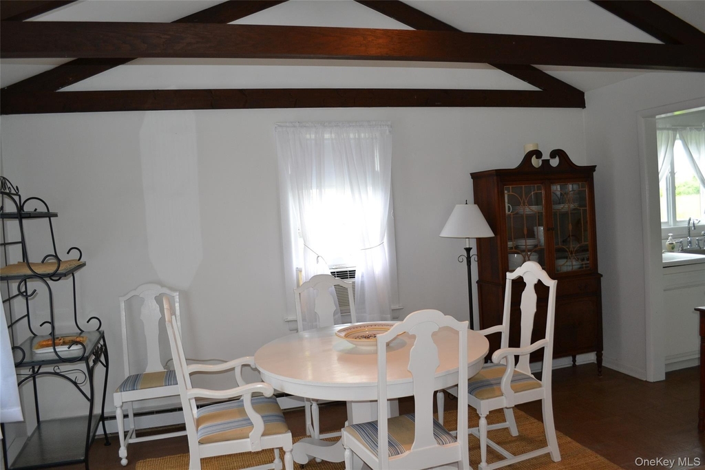 34a Sag Harbor Road - Photo 6