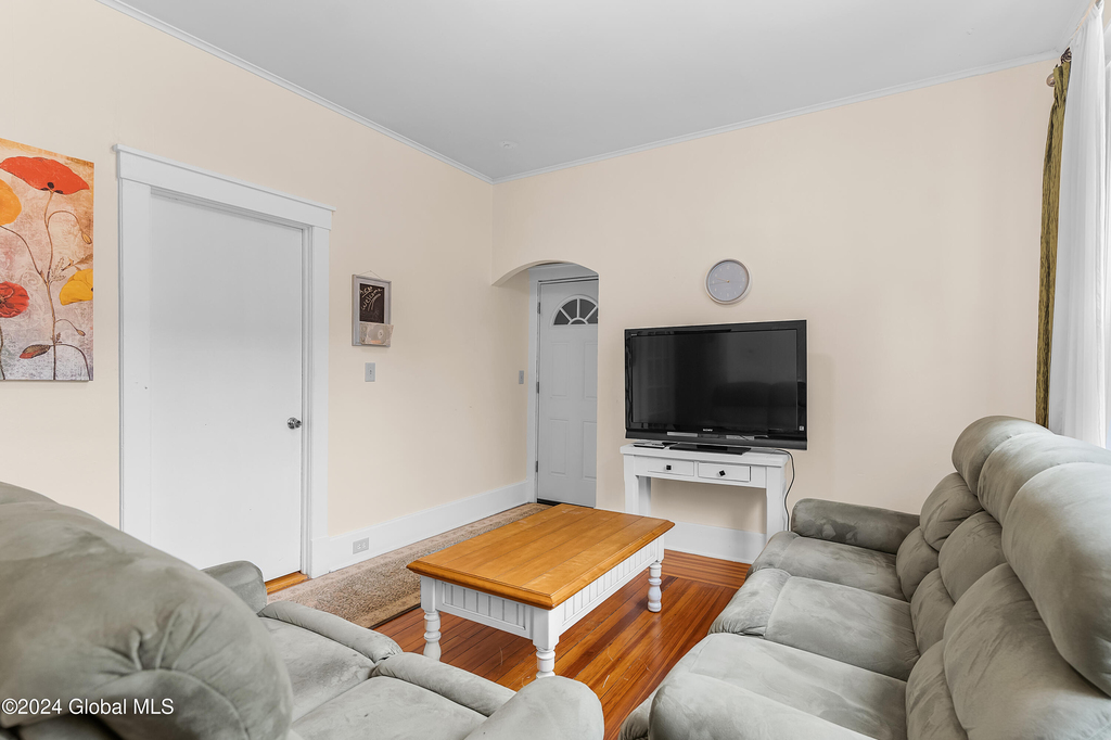 2209 15th Street - Photo 2