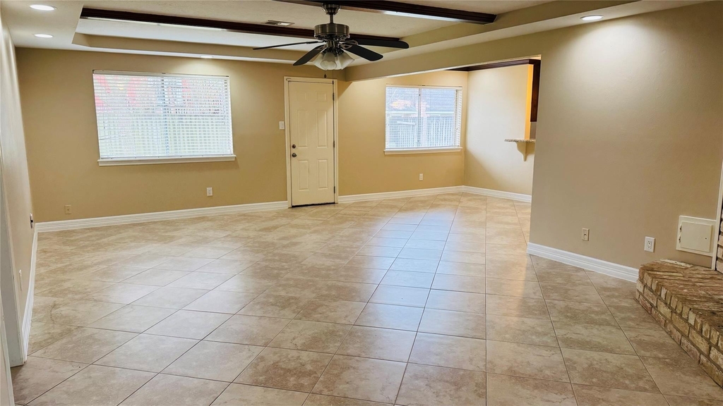3310 Glen Spring Drive - Photo 3