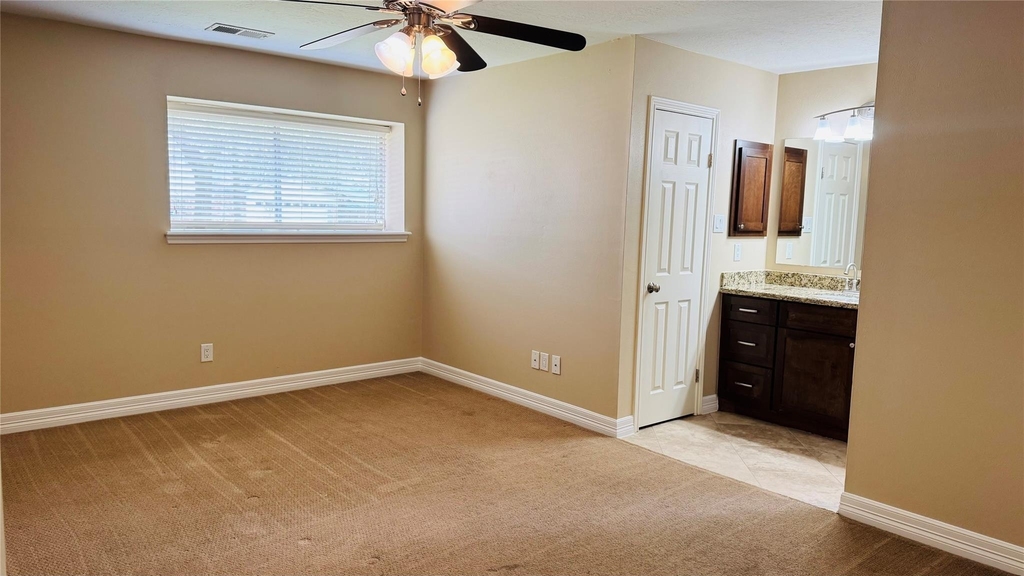 3310 Glen Spring Drive - Photo 11