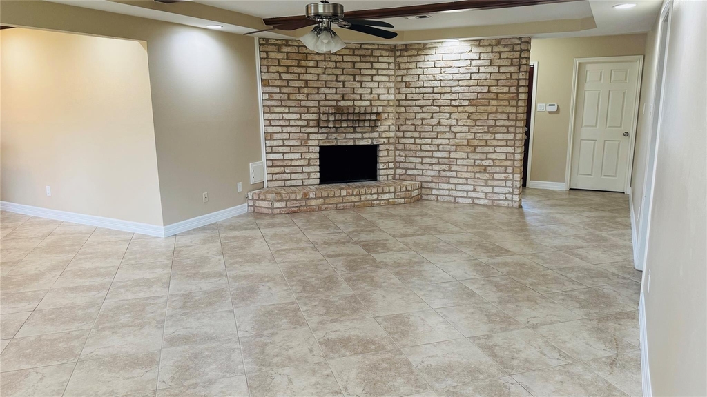 3310 Glen Spring Drive - Photo 4
