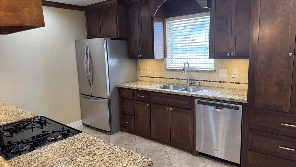 3310 Glen Spring Drive - Photo 9