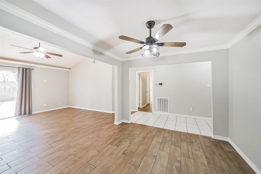 22203 Fincastle Drive - Photo 18