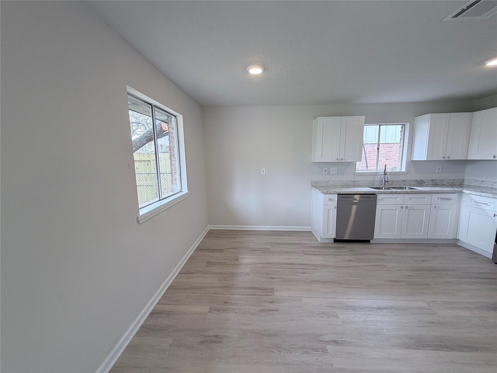 4103 Goulburn Drive - Photo 7