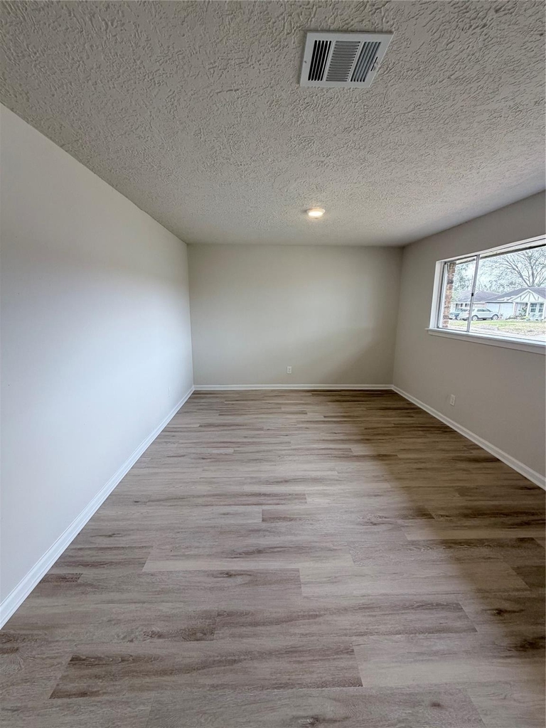 4103 Goulburn Drive - Photo 3