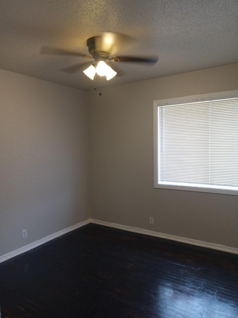 9306 St Lo Road - Photo 8