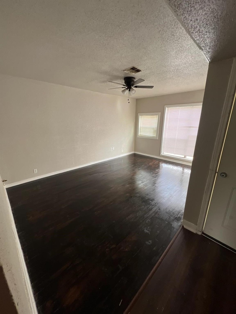 9306 St Lo Road - Photo 2