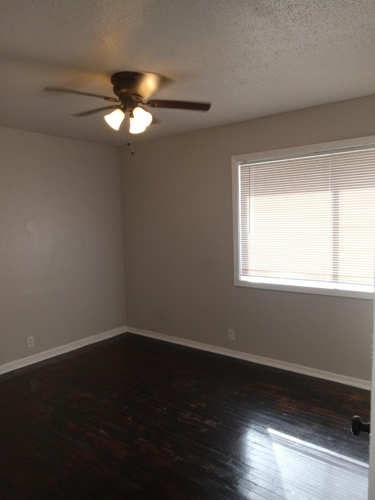 9306 St Lo Road - Photo 7